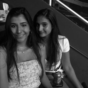 Meet your Posher, Sophia